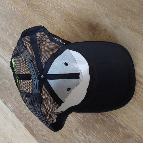 Beachbody Transform Fitness Trucker Snapback Cap Hat - Picture 6 of 8